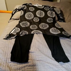 Slinky Brand Navy Top & Pants